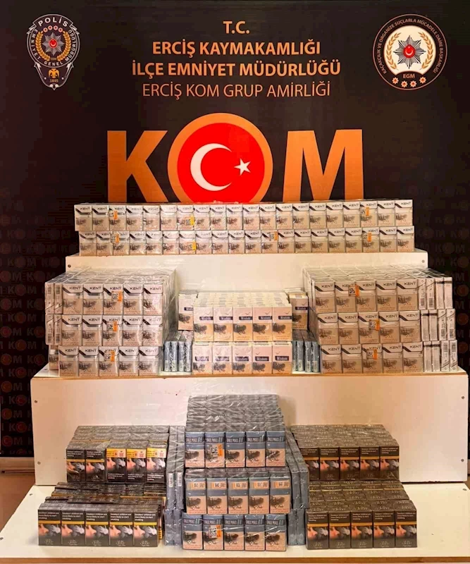 Erciş’te bin 700 paket gümrük kaçağı sigara ele geçirildi