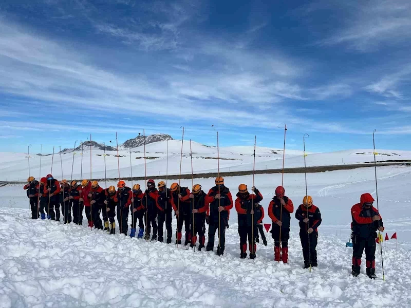 AFAD’dan Van’da çığ eğitimi