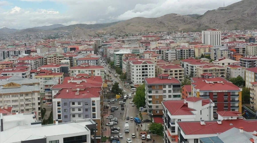Van Büyükşehir Belediyesi Eski Cezaevi Caddesi