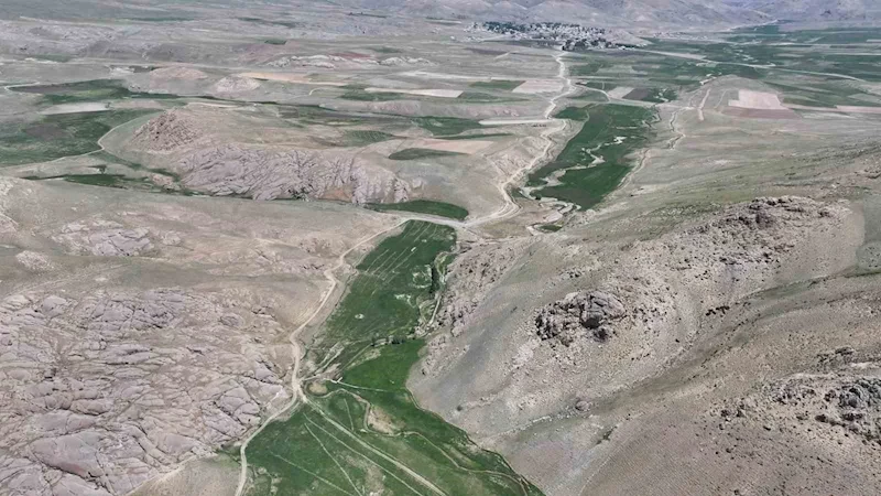 Van Saray’da 593 hektar arazi suya kavuşuyor