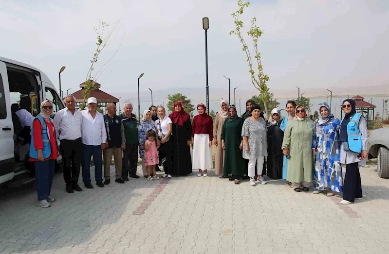 Van Büyükşehir Belediyesi yaşlı bireylere yönelik gezilerine devam ediyor
