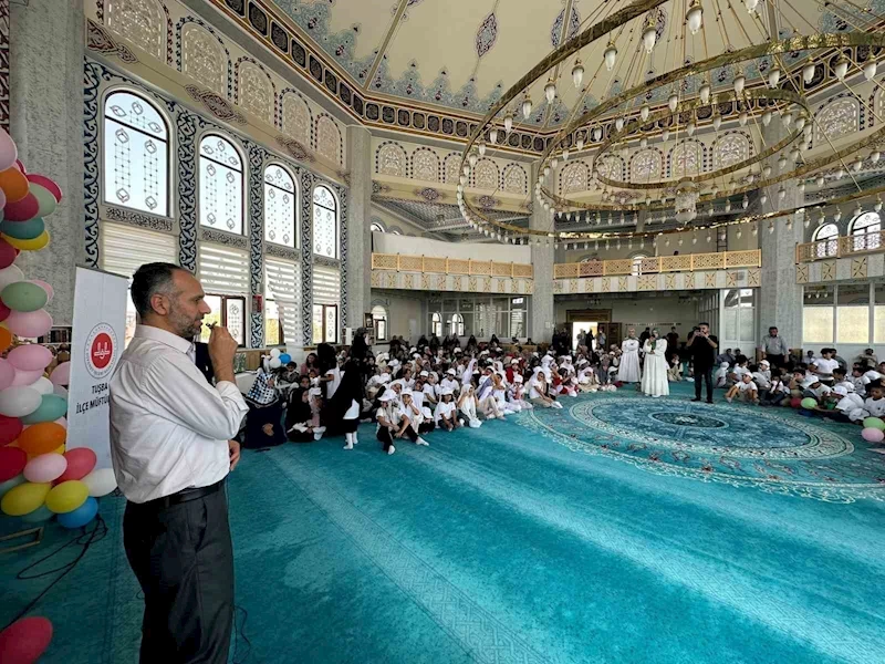 Tuşba’da Yaz Kur’an Kursları düzenlenen programla sonra erdi