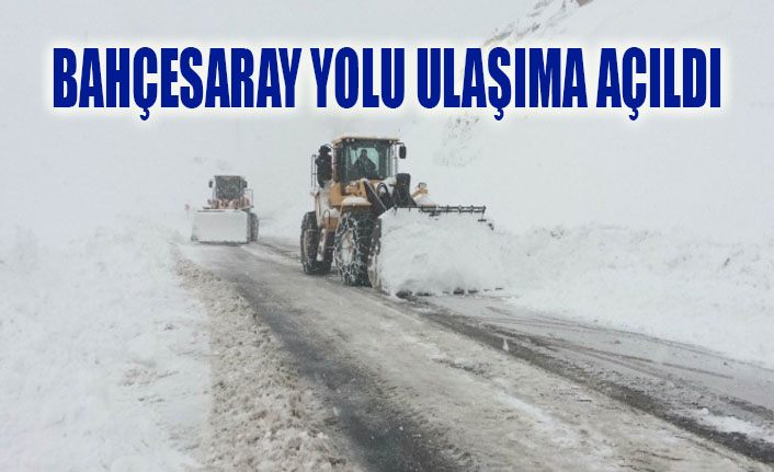 Van-Bahçesaray yolu tek şeritten ulaşıma açıldı