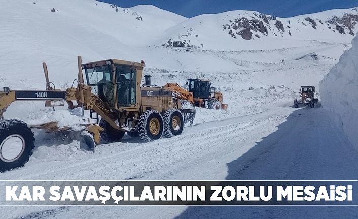 Kar savaşçılarının zorlu mesaisi