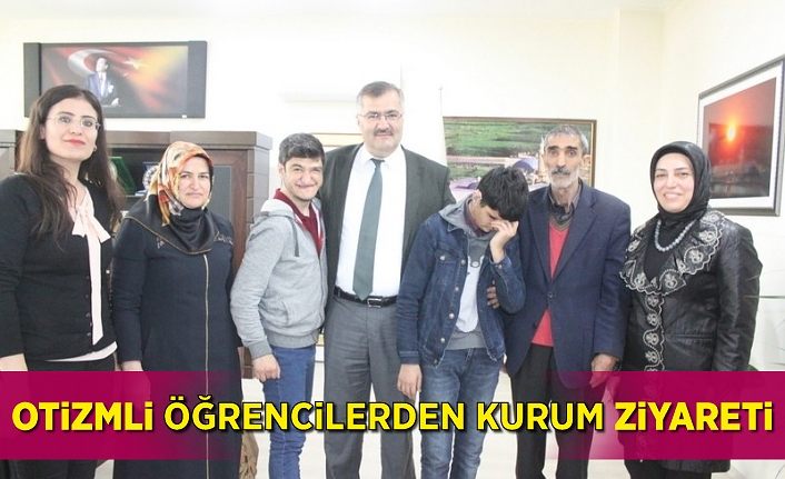 Otizmli öğrencilerden kurum ziyareti