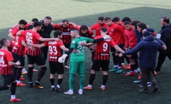 Büyükşehir Belediye Vanspor Eroksporu 2-1 yenerek 2. lige yükseldi CANLI İZLE - VAN SPOR CANLI İZLE - EROK SPOR CANLI İZLE