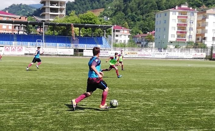 U-14 turnuvasının şampiyonu Van Trabzonspor