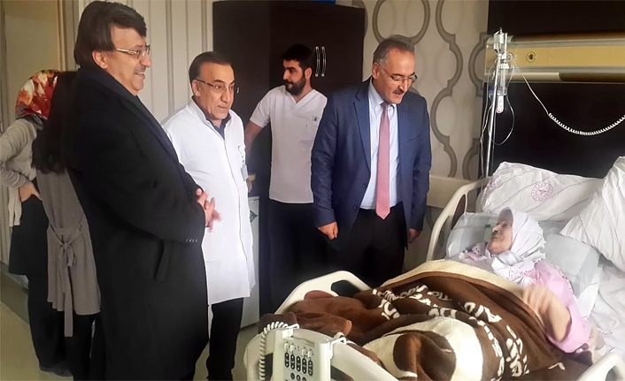 Ak Parti Van İl Başkanı Türkmenoğlu’ndan hasta ziyareti