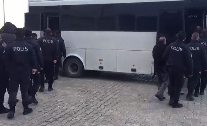 Van'da kriptolu telefon görüşmeleri çözüldü: 17 tutuklama