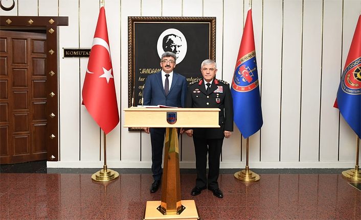 Van Valisi Mehmet Emin Bilmez Ankara yolculuğundan boş dönmedi