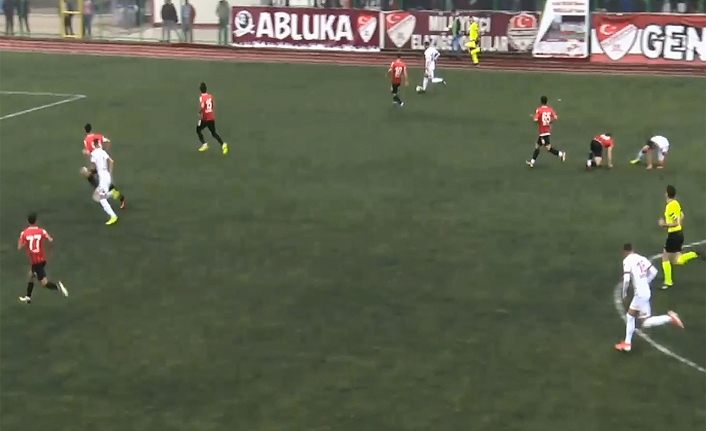 Vanspor Elazığspor karşısında 3-1 mağlup oldu