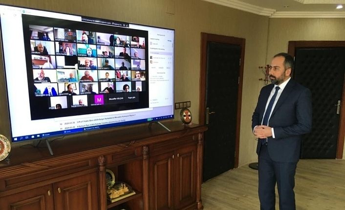 Van YYÜ Senato Toplantısı video konferans yöntemiyle yapıldı