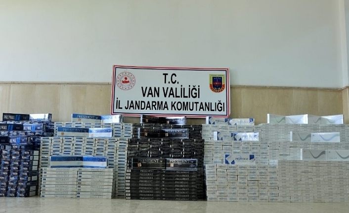 Çaldıran’da 20 bin paket kaçak sigara ele geçirildi