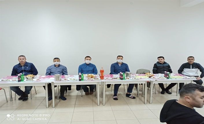 Van Cumhuriyet Başsavcısı Dönmez, infaz koruma memurlarıyla iftar yaptı