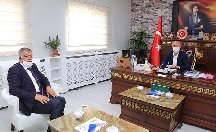 Hak İş Van İl Başkanı Abdullah Efeoğlu'ndan Başkan Akman'a ziyaret