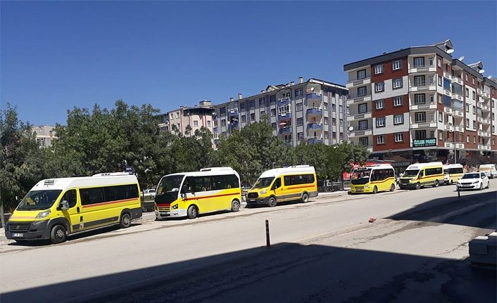 Haberimiz üzerine Van Milli Egemenlik Caddesi'ndeki depolama alanı kaldırıldı