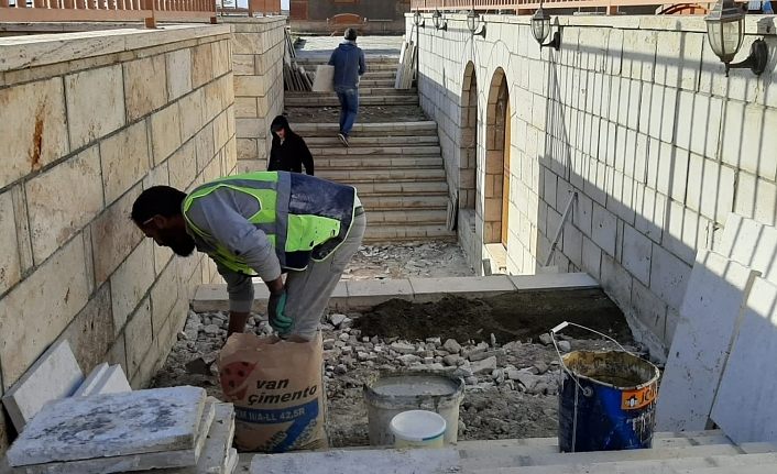Tuşba Belediyesi Van Evleri’nde bakım ve onarım çalışması yaptı