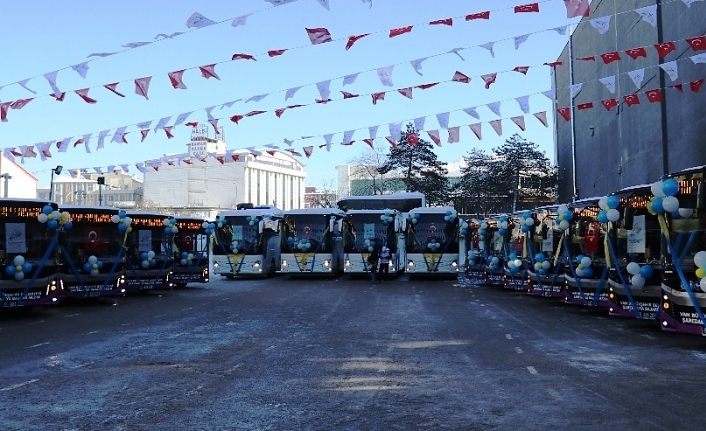 Van Büyükşehir Belediyesi tarafından alınan 22 otobüs hizmete başladı