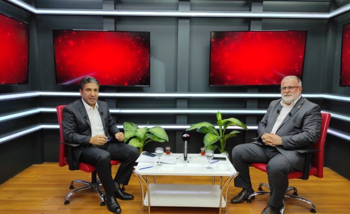 AK Parti Van Milletvekili Osman Nuri Gülaçar Vangölü TV'de Baki Karaca'nın konuğu oldu