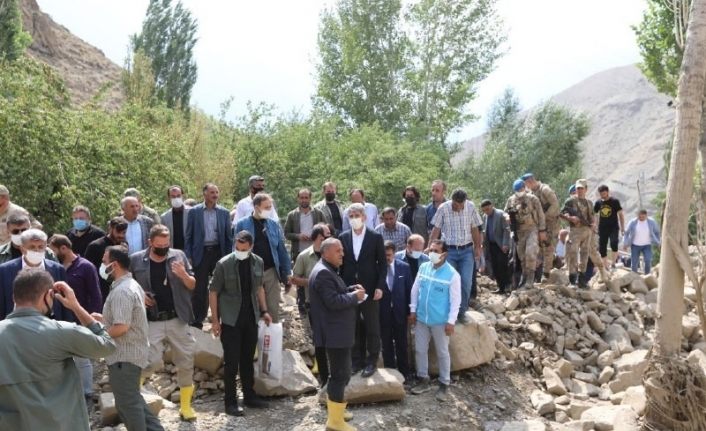 Bakan Yardımcısı İnce sel bölgesinde