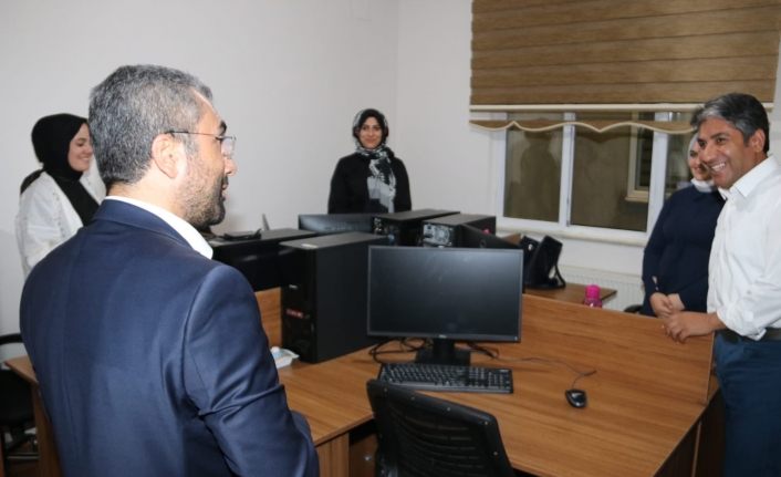 Edremit Belediye Başkanı Say'dan Vangölü TV'ye ziyaret