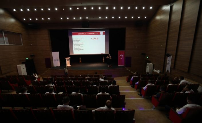 Van Büyükşehir şoförlerine kadına yönelik şiddetle mücadele eğitimi verdi