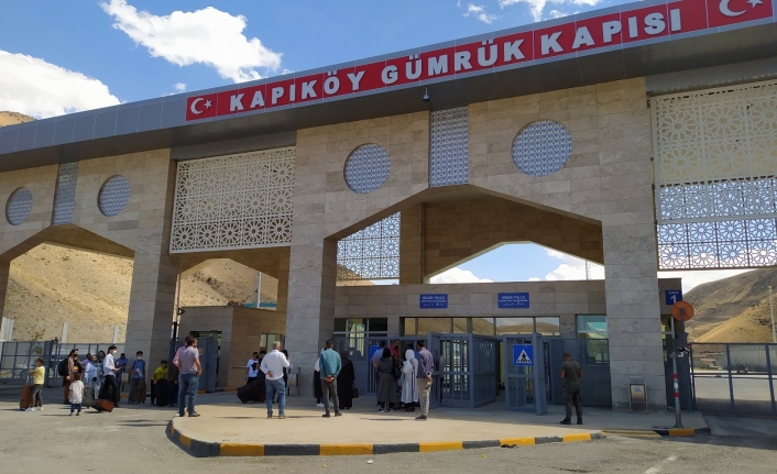 Van Kapıköy Sınır Kapısı’nda çalışma saatleri değiştirilmeli