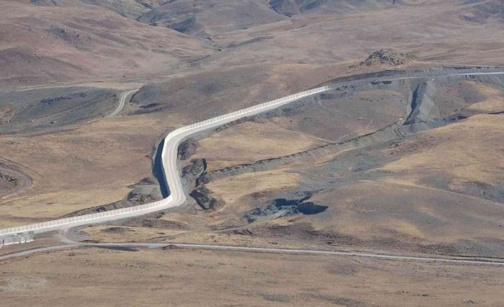 Van’ın İran sınırına 27 kilometrelik duvar örüldü