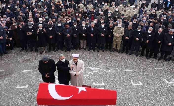 Ercişli uzman çavuş toprağa verildi