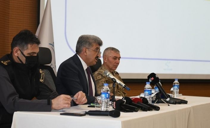 Vali Bilmez: “Türkiye’de ele geçirilen eroinin üçte biri Van’da yakalandı”