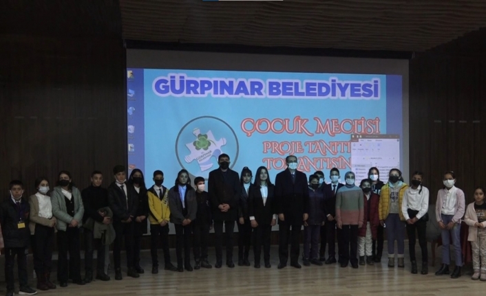 Gürpınar Belediyesi Çocuk Meclisi proje tanıtım toplantısı düzenledi