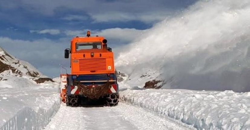 Van’da 224 yerleşim yerinin yolu ulaşıma kapandı