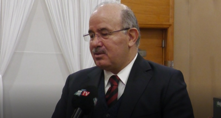 Eski Bakan Hüseyin Çelik, “Van lobisinin orkestra şefi ilin Valisidir” 