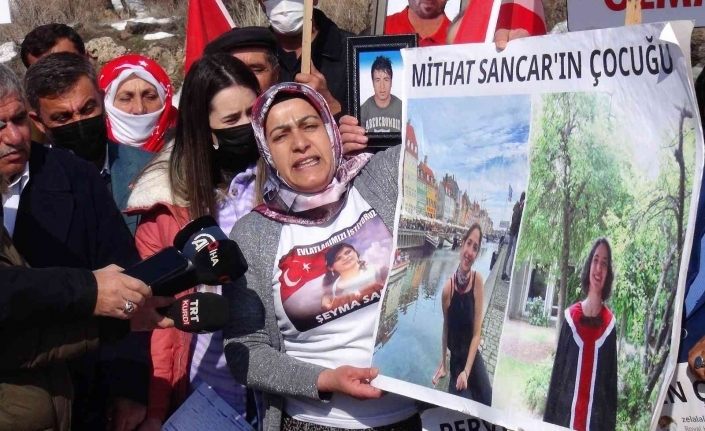 Vanlı anneler; "HDP/PKK diye birşey kalmayacak bitireceğiz"