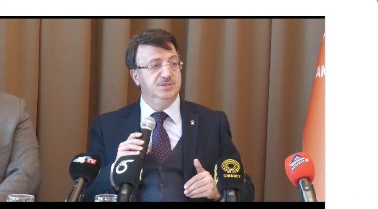 Türkmenoğlu, “Demokratik hukuk sistemimiz, partimiz eliyle daha yaşanılır bir hale geldi”