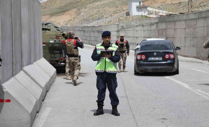 Başkale’de ‘Bayramınız Kemerli Olsun’ denetimi