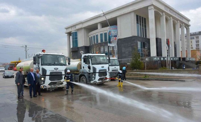 Tuşba Belediyesinden bayram temizliği