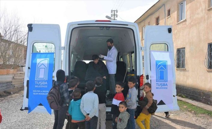 Tuşba Belediyesi’nden ‘Mobil kuaförlük’ hizmeti