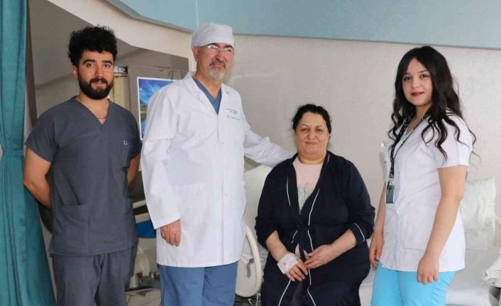 İyileşmek için İngiltere’den Van’a geldi