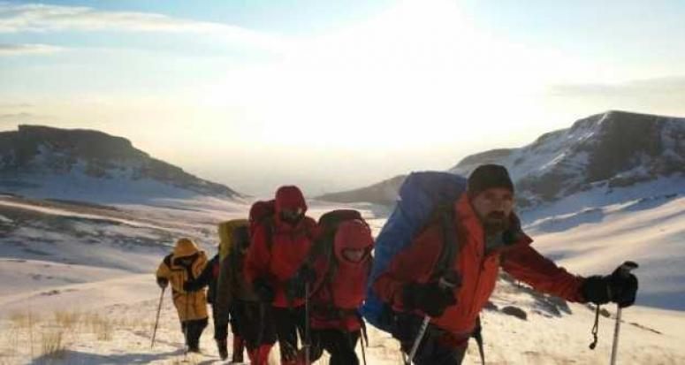 Patika Doğa Sporlar Kulübü Başet Dağı kış tırmanışı