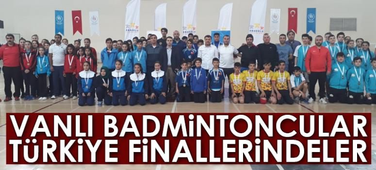 Vanlı badmintoncular Türkiye finallerinde