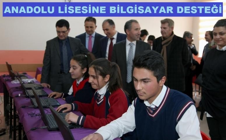 Gürpınar Anadolu Lisesine bilgisayar desteği