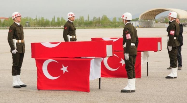 Hakkari şehitleri memleketlerine uğurlandı