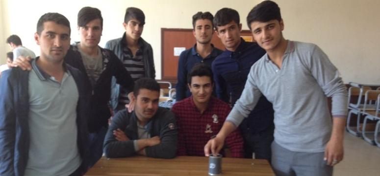 İmam hatipli öğrenciler harçlıklarını Suriye