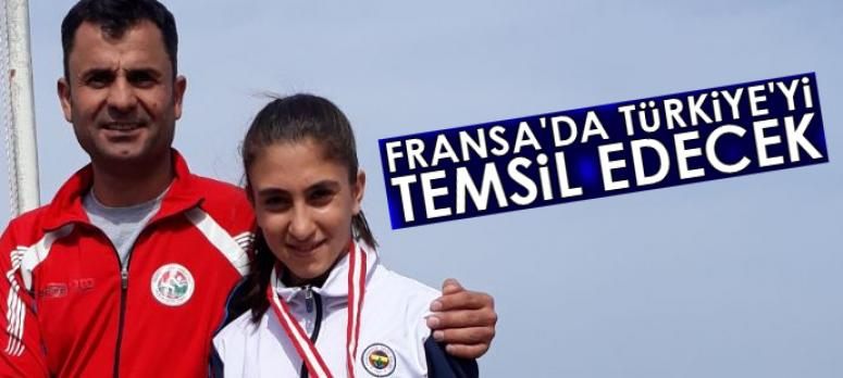 Zeynep Bayçınar, Fransa