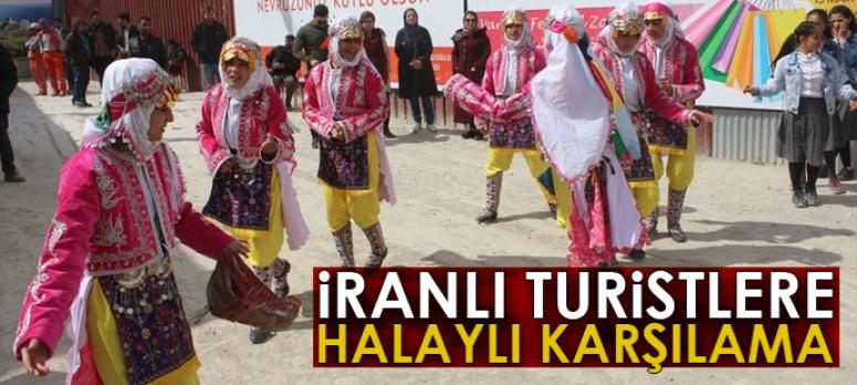 İranlı turistlere halaylı karşılama