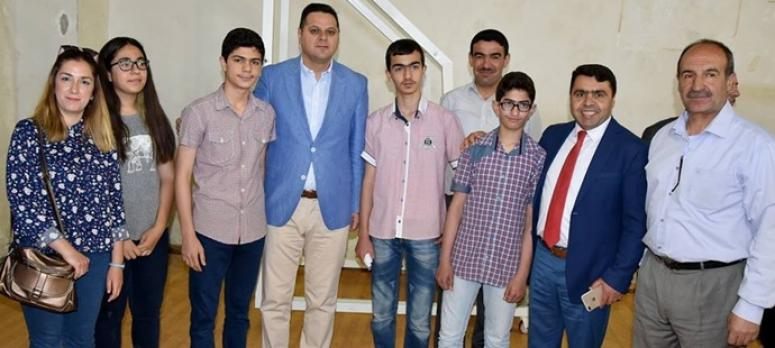 İpekyolu Belediyesi Türkiye birincilerini ödüllendirdi